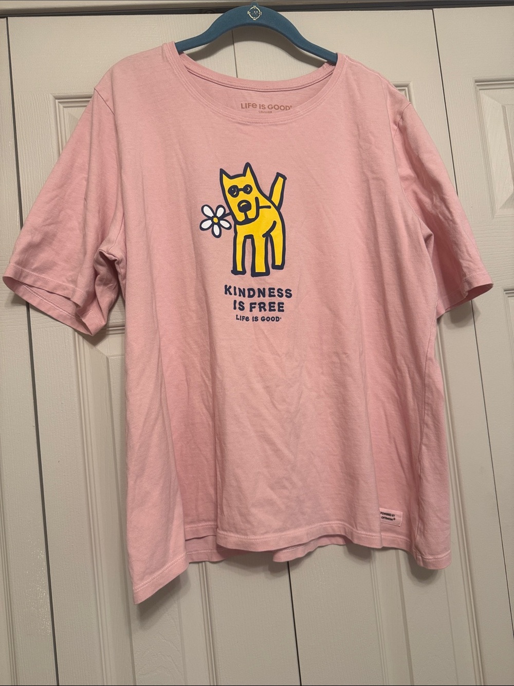 Life Is Good Pink tee with Dog and Flower - Picture 4 of 5
